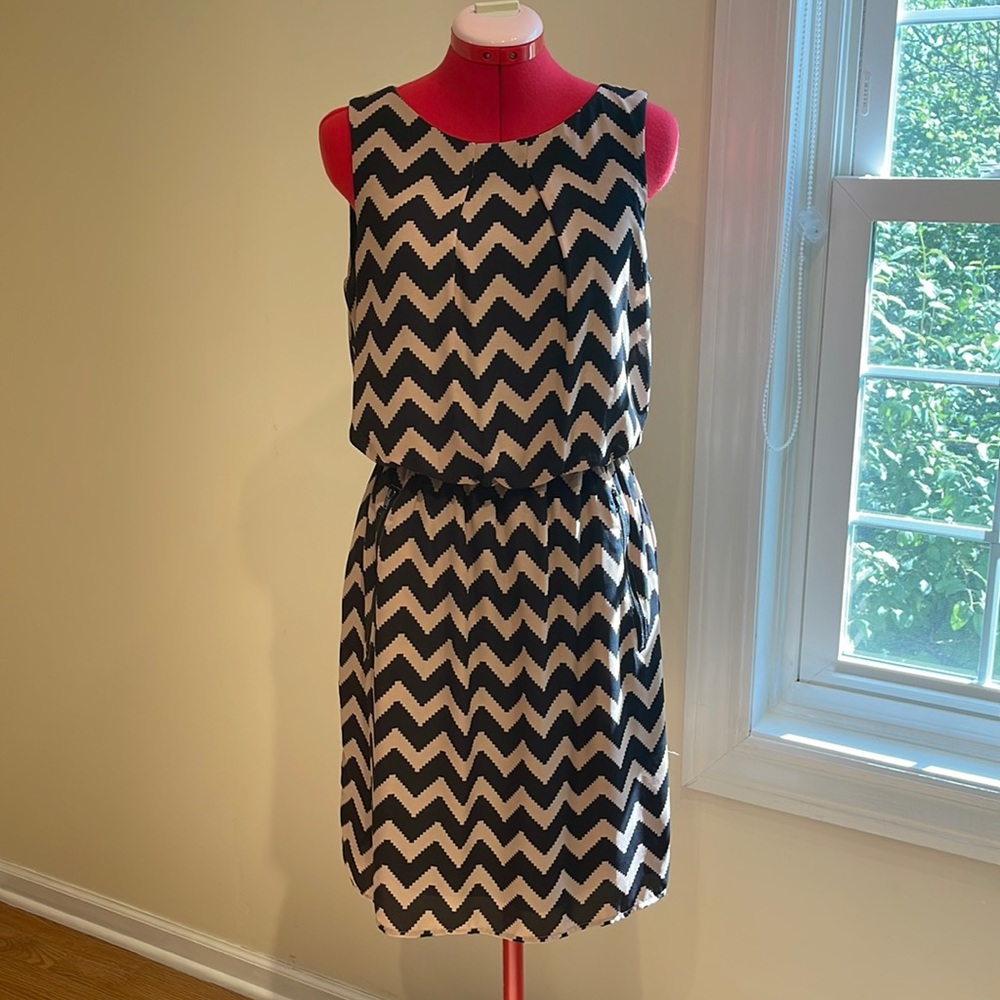 Sleeveless sun dress